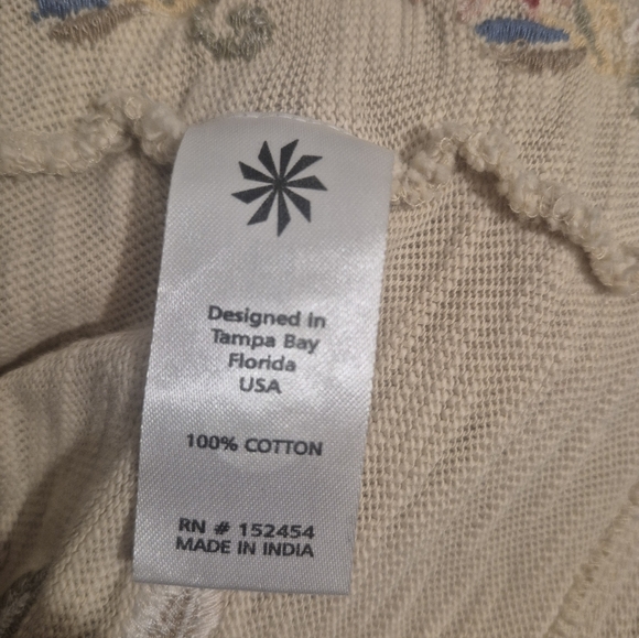 Beautiful Embroidered Cream Button-Front Women's Cardigan L Oversized Johnny Was - Picture 9 of 11